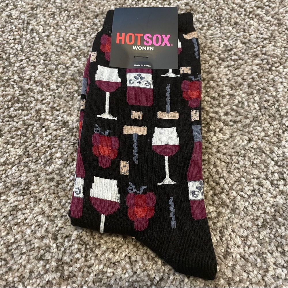 NWT Wine socks